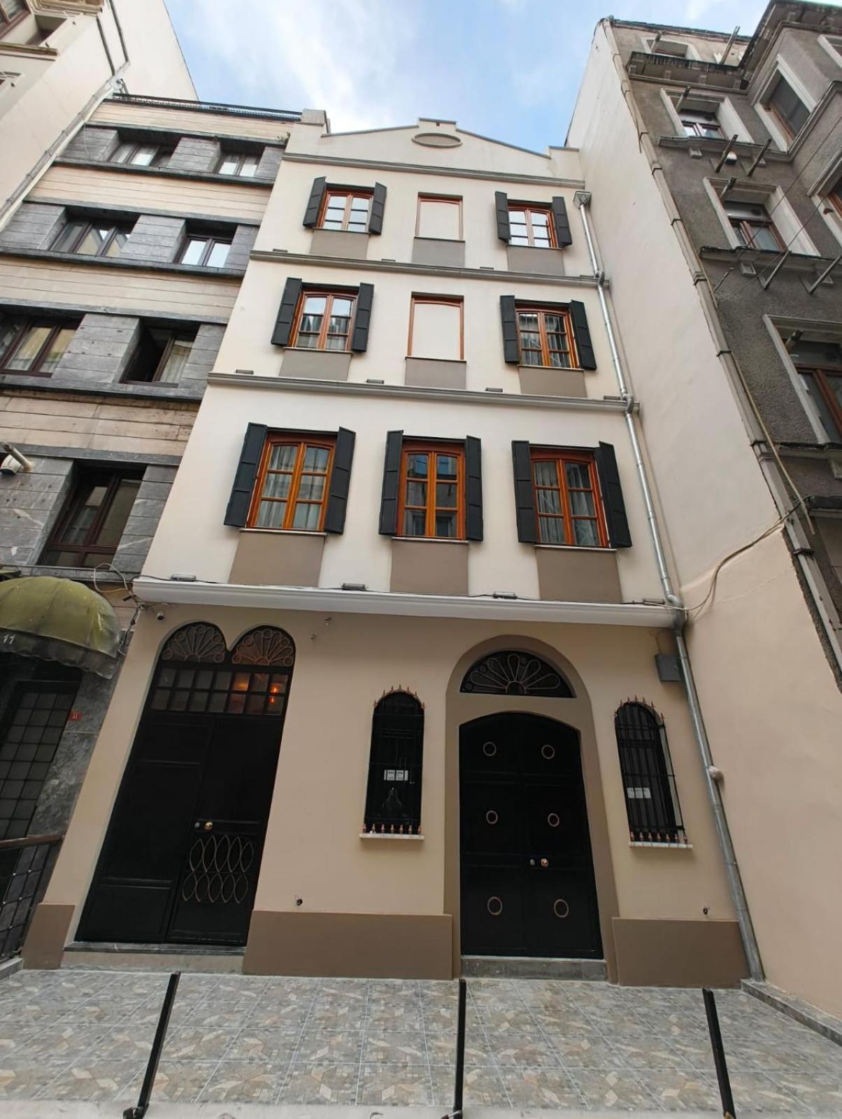 Majestik Hotel Istanbul Exterior photo