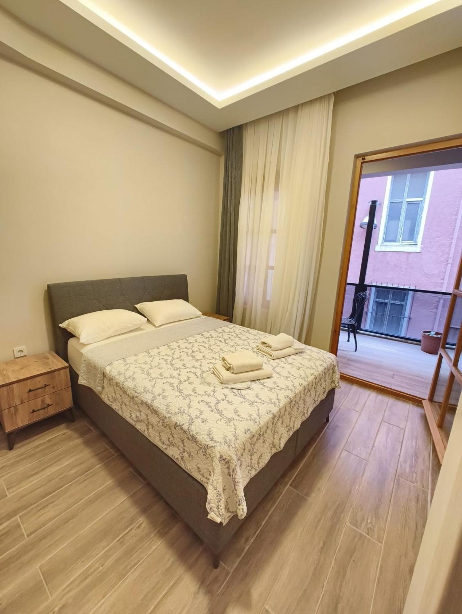 Majestik Hotel Istanbul Exterior photo